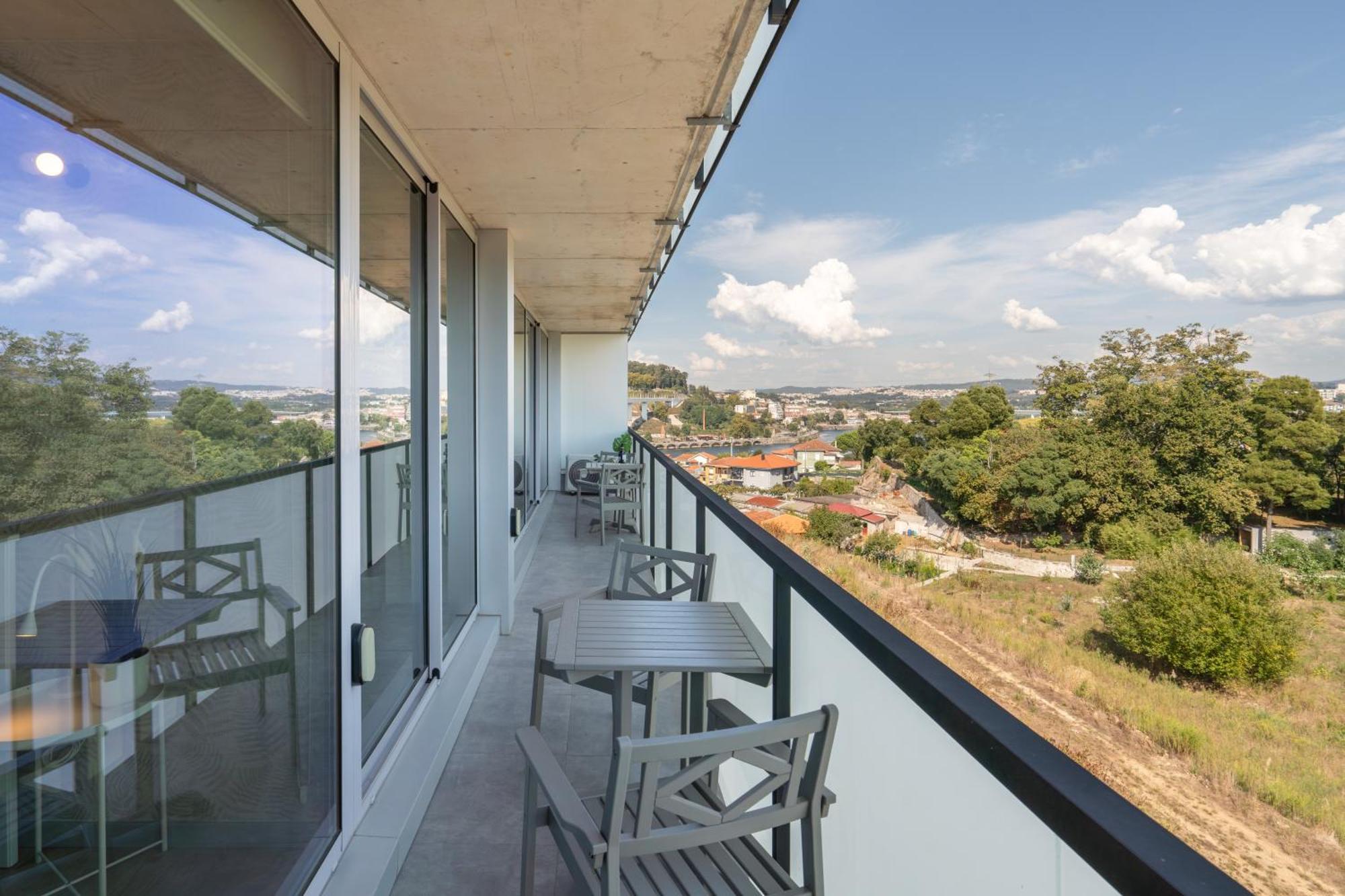 Host Wise - Luxurious Impressive Apartment - Balcony And Pool Віла-Нова-де-Гая Номер фото